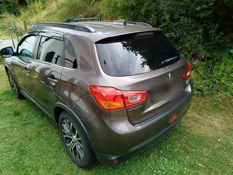 Braun Gebraucht 2018 Mitsubishi ASX SUV | 12.300 € - Bild 1/4
