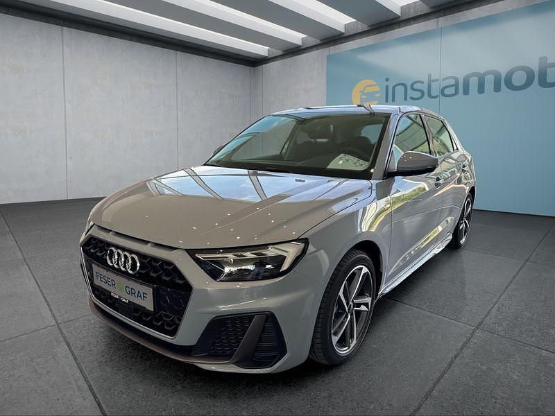 Grau Neu 2025 Audi A1 Sportback Kleinwagen | 28.399 € (Guter Preis) - Bild 1/4