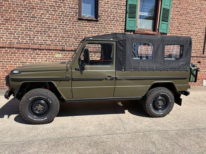 Gebraucht Mercedes G230 116 PS (85 kW) 1993 Grün SUV