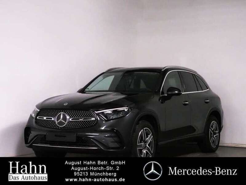 Lack graphitgrau Gebraucht 2023 Mercedes GLC200 AMG SUV | 52.950 € (Fairer Preis) - Bild 1/4