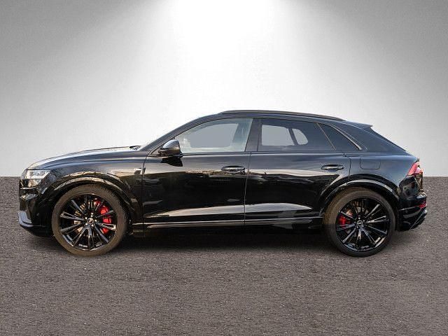 Gebraucht Audi Q8 Ambiente 381 PS (280 kW) 2023 Mythosschwarz metallic SUV