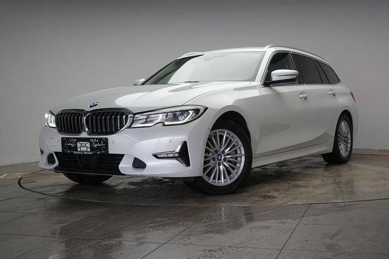 Gebraucht BMW 330 Luxury Line 286 PS (210 kW) 2022 Weiß Kombi