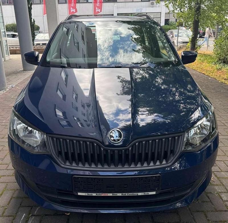 Blau Gebraucht 2015 Skoda Fabia Active Kombi | 6.000 € (Fairer Preis) - Bild 1/4
