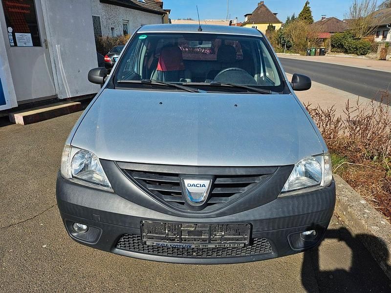 Gebraucht Dacia Logan 87 PS (63 kW) 2010 Silber SUV