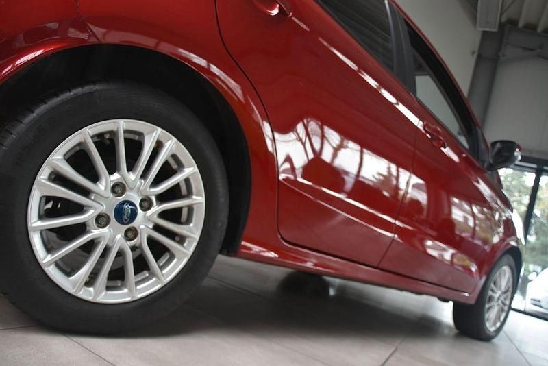 Gebraucht Ford Ka Plus Cool & Connect 86 PS (63 kW) 2018 Rot Kleinwagen