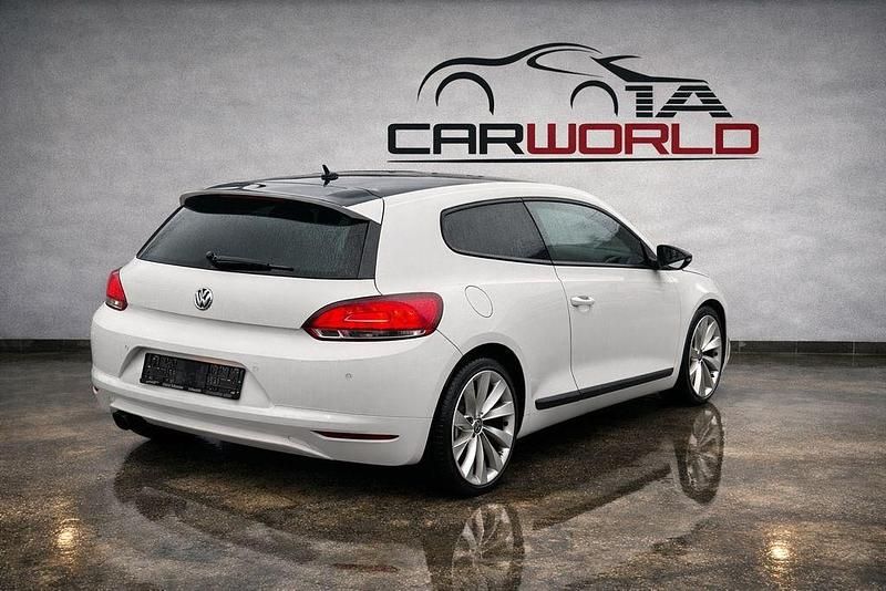 Gebraucht VW Scirocco 160 PS (117 kW) 2009 Weiß Coupé