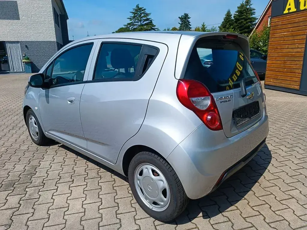 Gebraucht Chevrolet Spark 68 PS (50 kW) 2013 Silber Kleinwagen