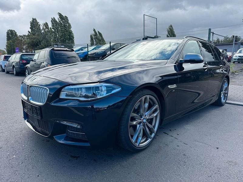 Schwarz Gebraucht 2013 BMW M550 Comfort Edition Limousine | 17.900 € (Guter Preis) - Bild 1/4