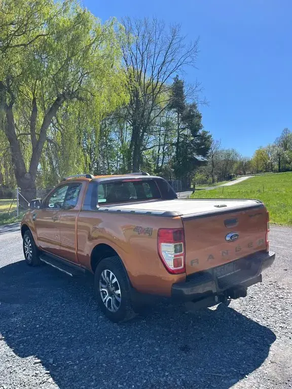 Gebraucht Ford Ranger Wildtrack 200 PS (147 kW) 2017 Orange Pickup