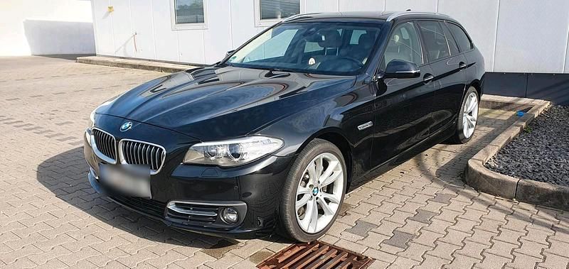 Gebraucht BMW 530 Luxury Line 258 PS (189 kW) 2014 Schwarz Kombi