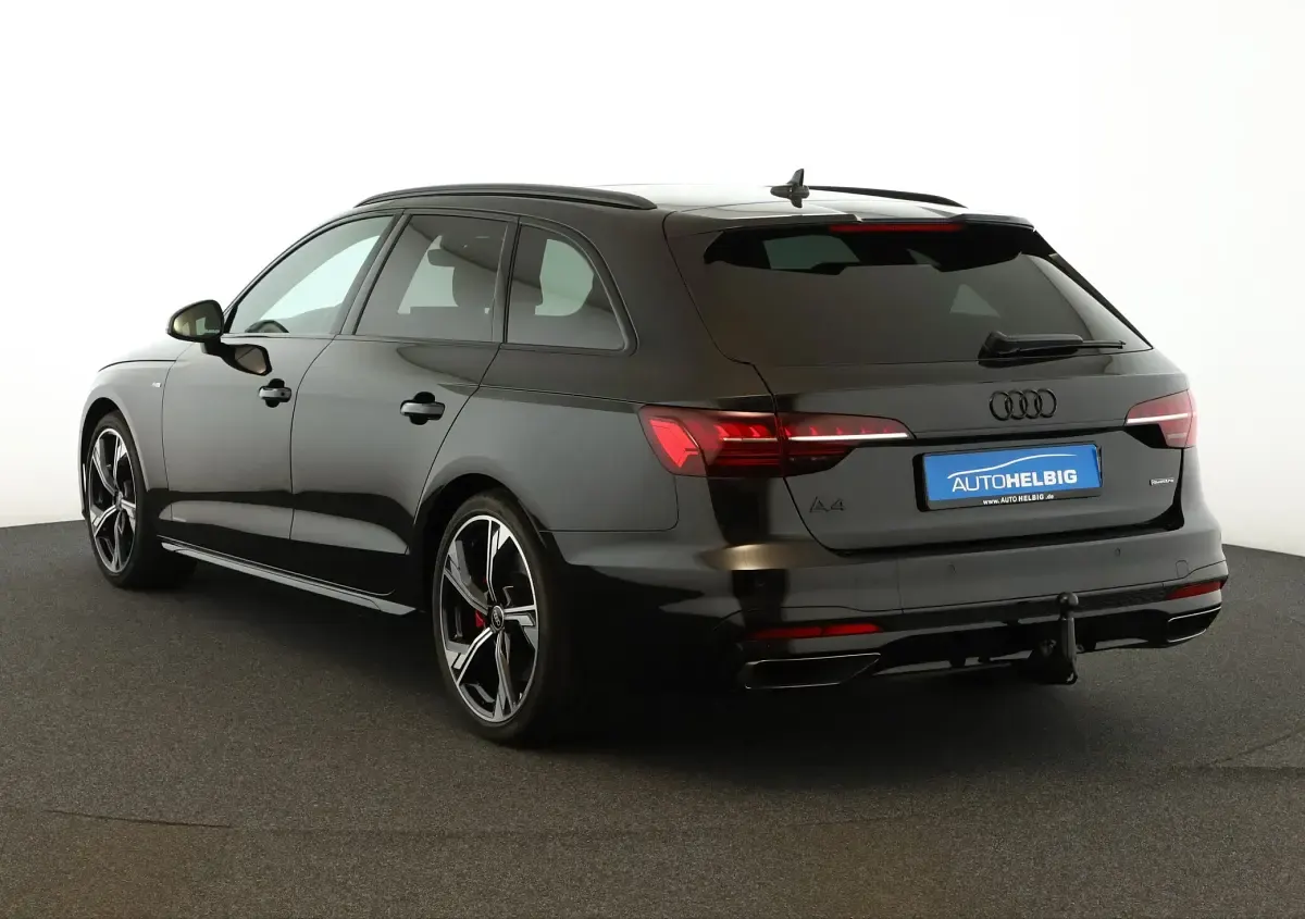 Gebraucht Audi A4 S-Line 265 PS (194 kW) 2025 Mythosschwarz metallic Limousine