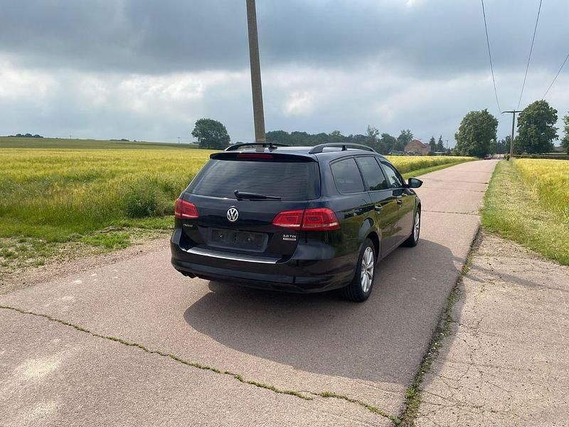 Gebraucht VW Passat 140 PS (102 kW) 2014 Schwarz Kombi