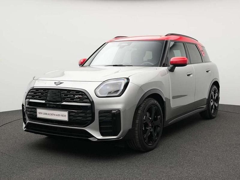 Grau Gebraucht 2024 Mini Countryman SUV | 41.000 € (Etwas zu teuer) - Bild 1/4