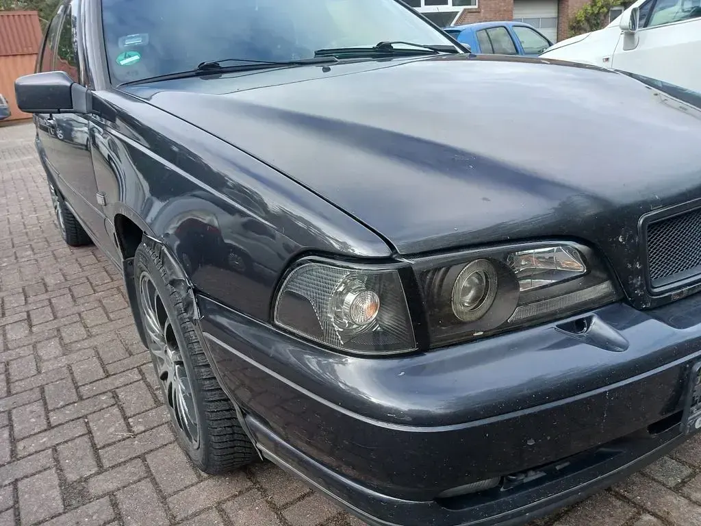 Gebraucht Volvo V70 165 PS (121 kW) 1998 Kombi