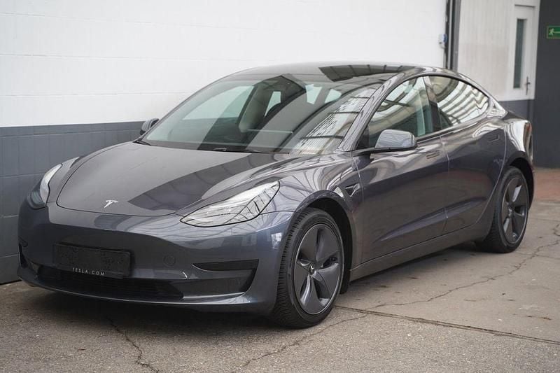 Gebraucht Tesla Model 3 Standard Range 208 kW (283 PS) 2023 Grau Limousine