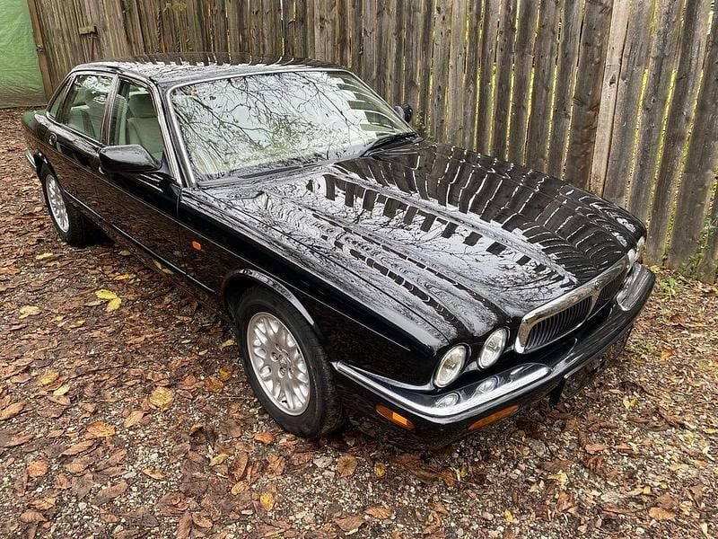 Gebraucht Jaguar XJ Executive 237 PS (174 kW) 2001 Schwarz Limousine