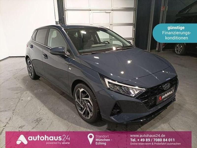 Grau Gebraucht 2022 Hyundai i20 Prime Kleinwagen | 18.220 € (Fairer Preis) - Bild 1/4