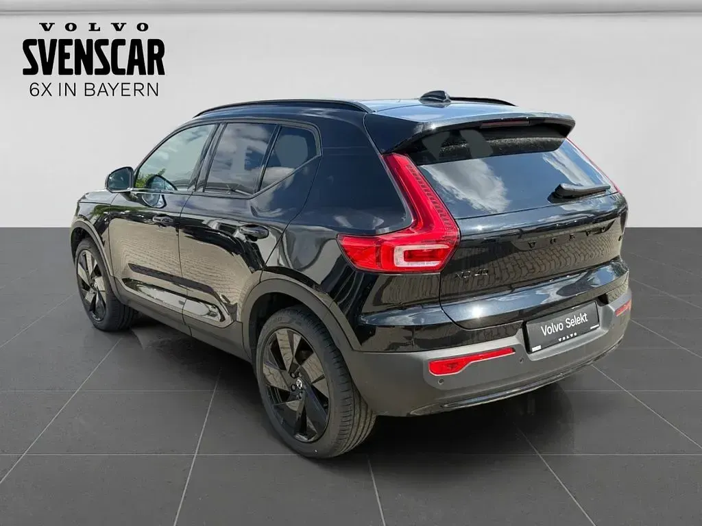 Gebraucht Volvo XC40 Plus 163 PS (119 kW) 2025 Schwarz SUV