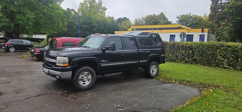 Schwarz Gebraucht 2002 Chevrolet Silverado SUV | 27.000 € - Bild 1/4