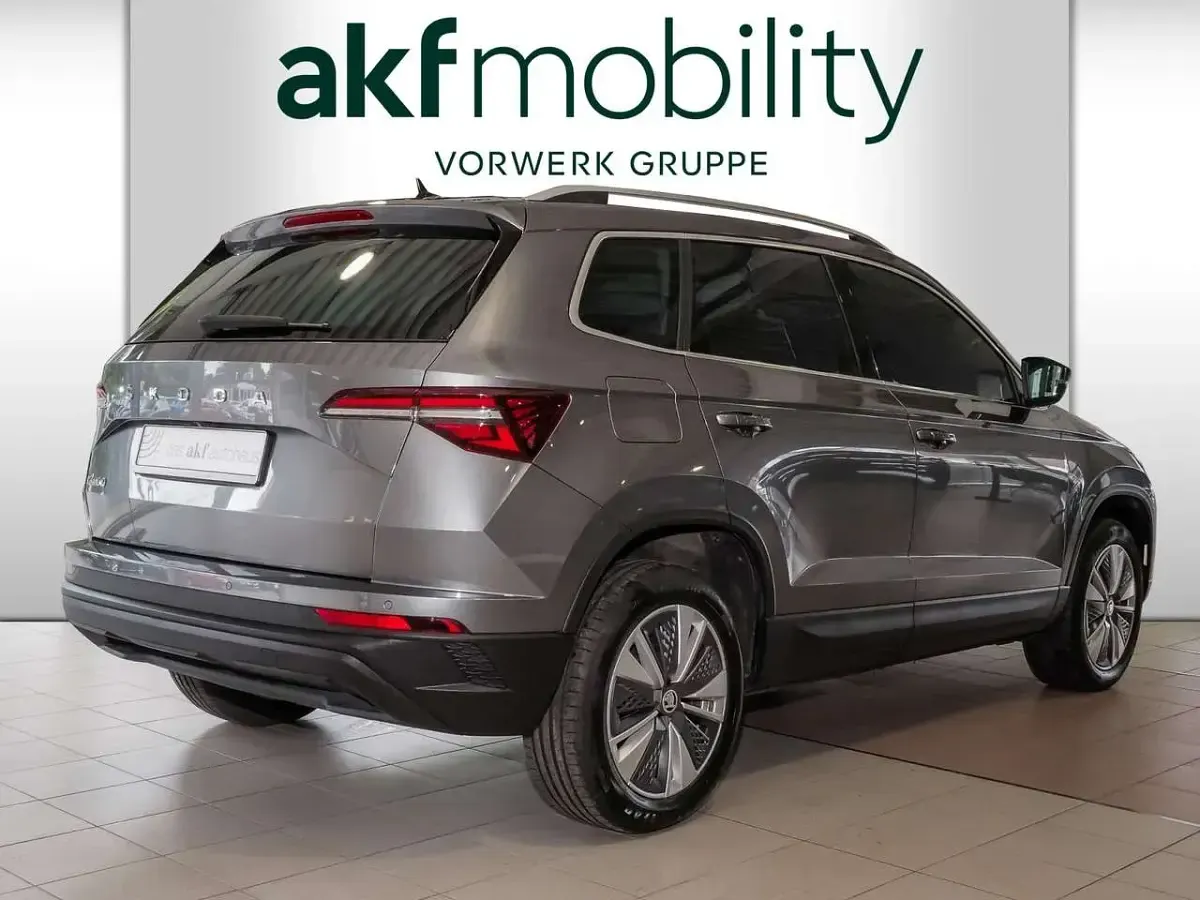 Gebraucht Skoda Karoq Ambition 116 PS (85 kW) 2023 Grau SUV