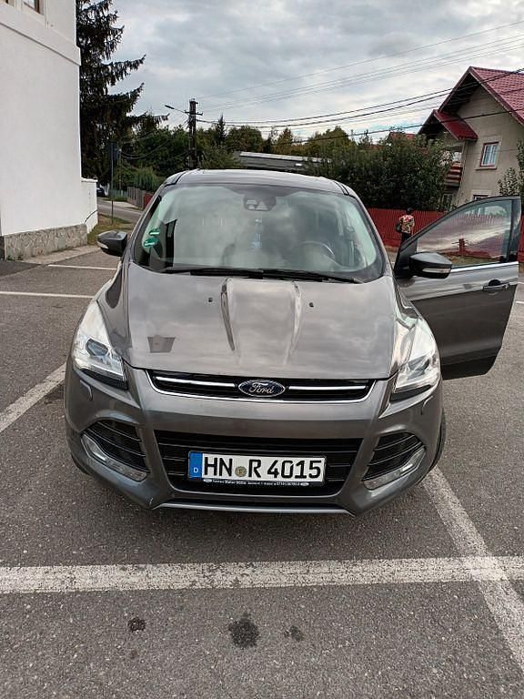 Grau Gebraucht 2014 Ford Kuga Individual SUV | 11.800 € (Fairer Preis) - Bild 1/4