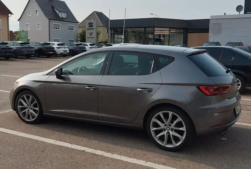 Gebraucht Seat Leon FR 184 PS (135 kW) 2017 Grau Limousine