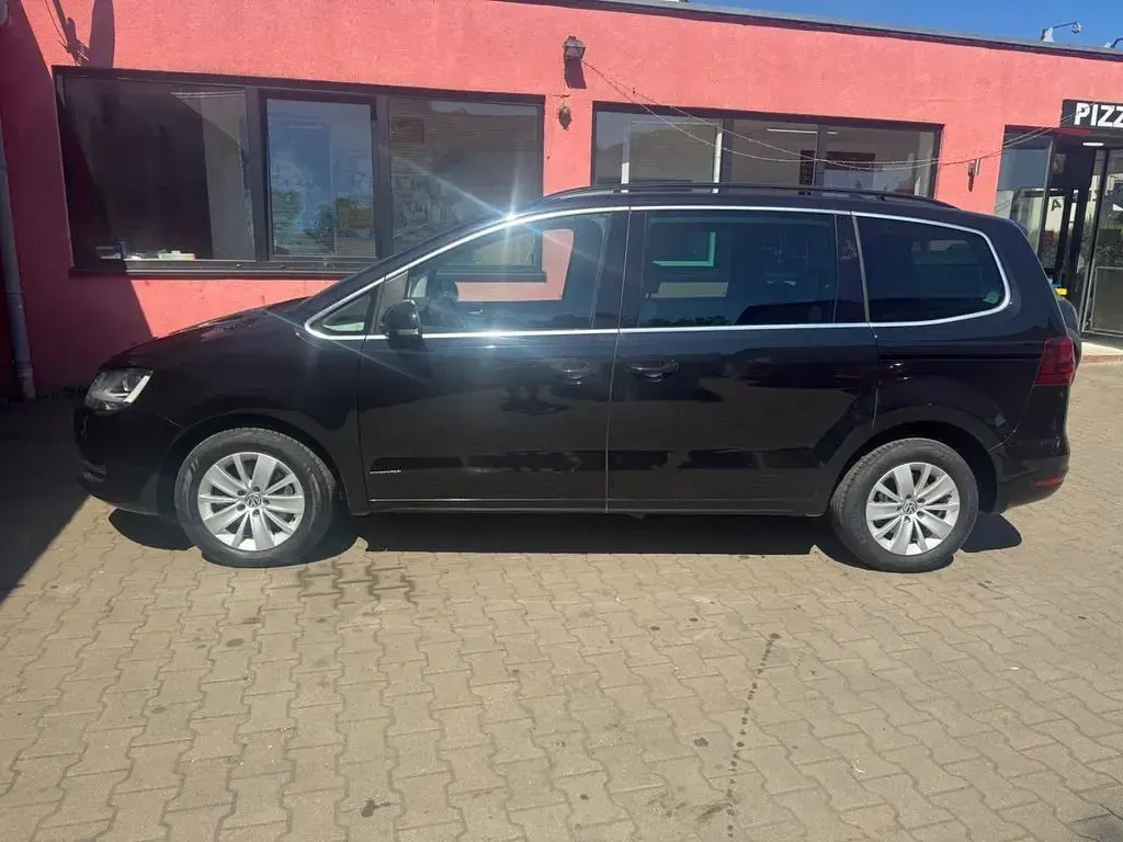 Gebraucht VW Sharan Comfortline 150 PS (110 kW) 2015 Schwarz Van / Kleinbus