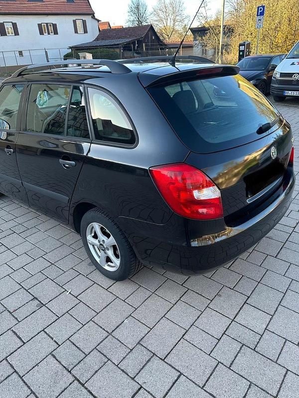 Second-hand Skoda Fabia 85 CP (62 kW) 2009 Negru Break