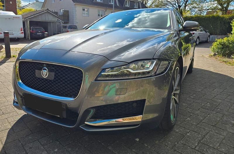 Gebraucht Jaguar XF Portfolio 300 PS (220 kW) 2016 Grau Limousine