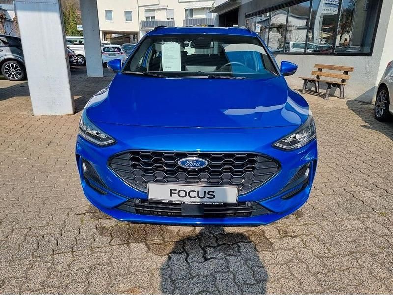 Gebraucht Ford Focus ST-Line 125 PS (91 kW) 2022 Blau Limousine
