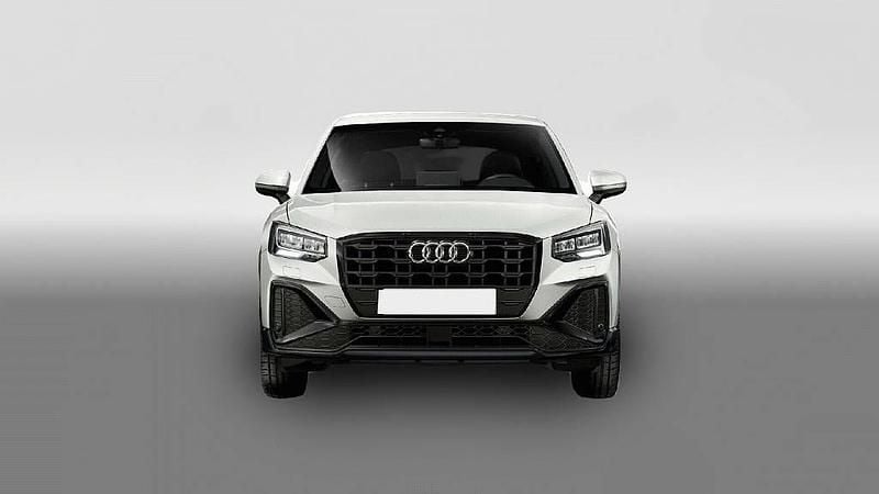 Gebraucht Audi Q2 S-Line 150 PS (110 kW) 2025 Silber SUV