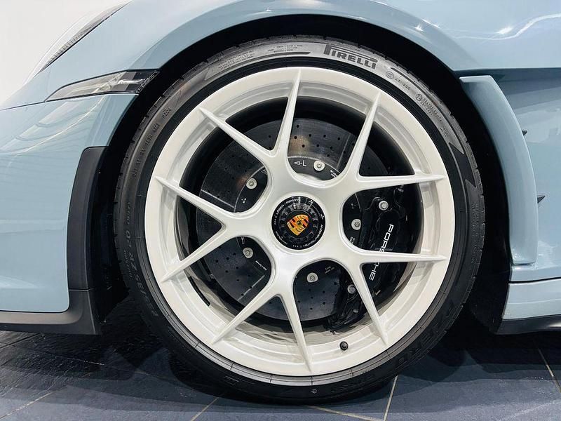 Gebraucht Porsche 992 525 PS (386 kW) 2024 Shorebluemetallic Coupé