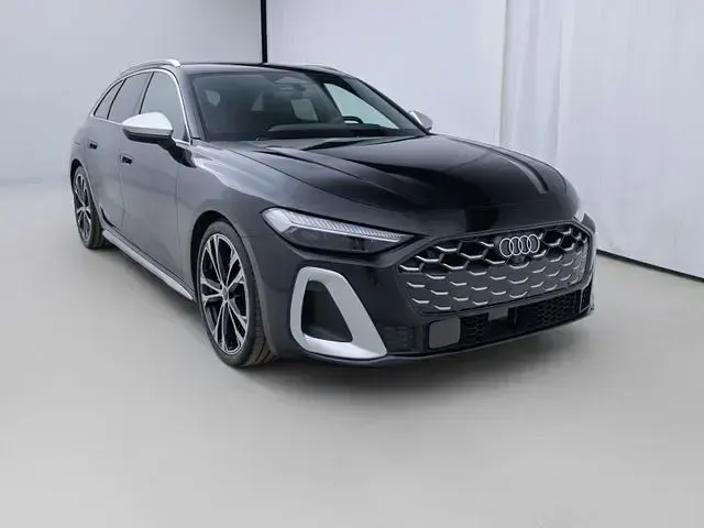 Gebraucht Audi S5 Sport 367 PS (269 kW) 2025 Schwarz Kombi