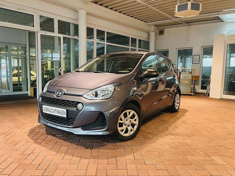 Grau Gebraucht 2019 Hyundai i10 Select Kleinwagen | 8.700 € (Fairer Preis) - Bild 1/4