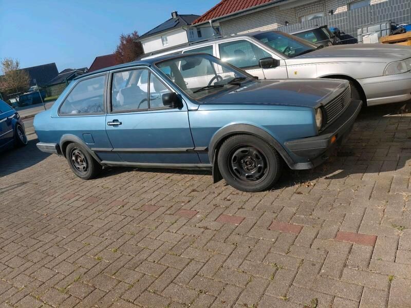 Blau Gebraucht 1987 VW Derby | 2.100 € - Bild 1/4