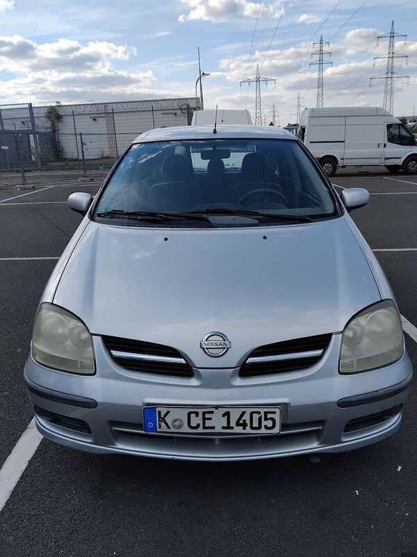 Silber Gebraucht 2004 Nissan Almera Tino Tekna+ Van / Kleinbus | 850 € (Fairer Preis) - Bild 1/4