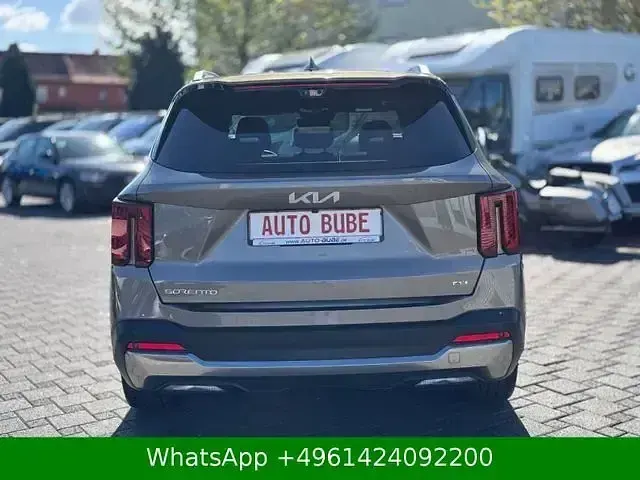 Gebraucht Kia Sorento Platinum 193 PS (141 kW) 2024 Grau SUV