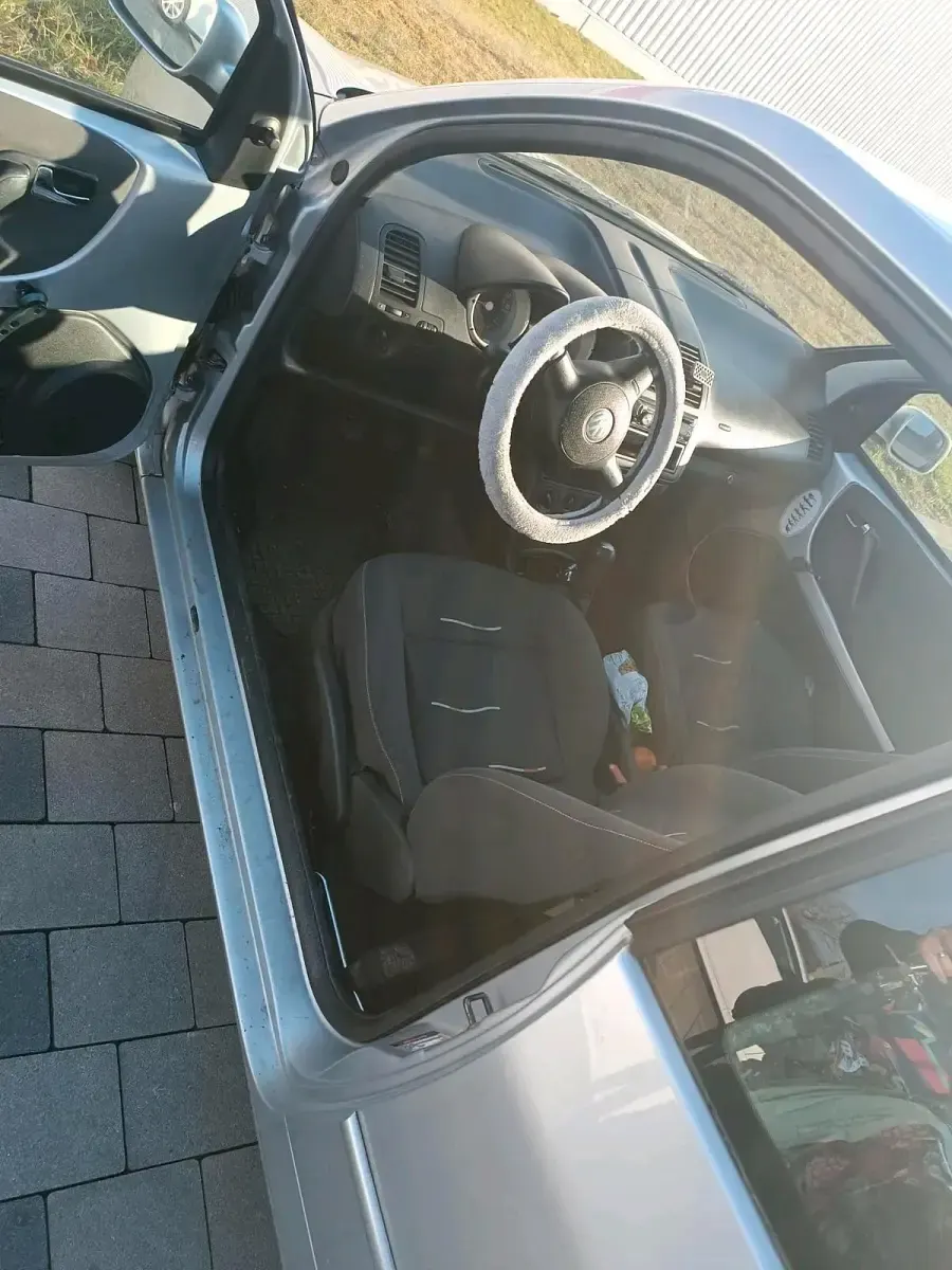 Gebraucht VW Lupo 50 PS (36 kW) 2003 Silber Kleinwagen