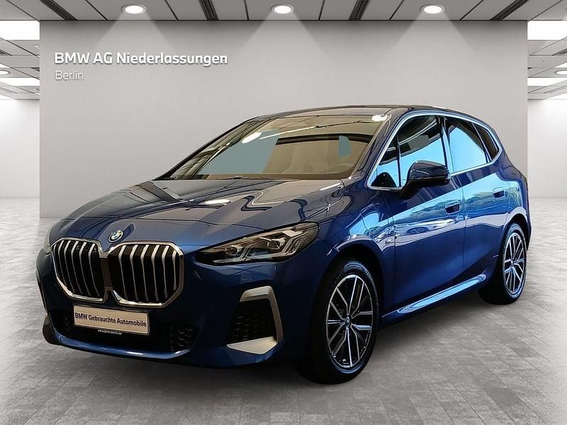 Blau Gebraucht 2024 BMW 225 Active Tourer M Sport Van / Kleinbus | 35.900 € (Guter Preis) - Bild 1/4