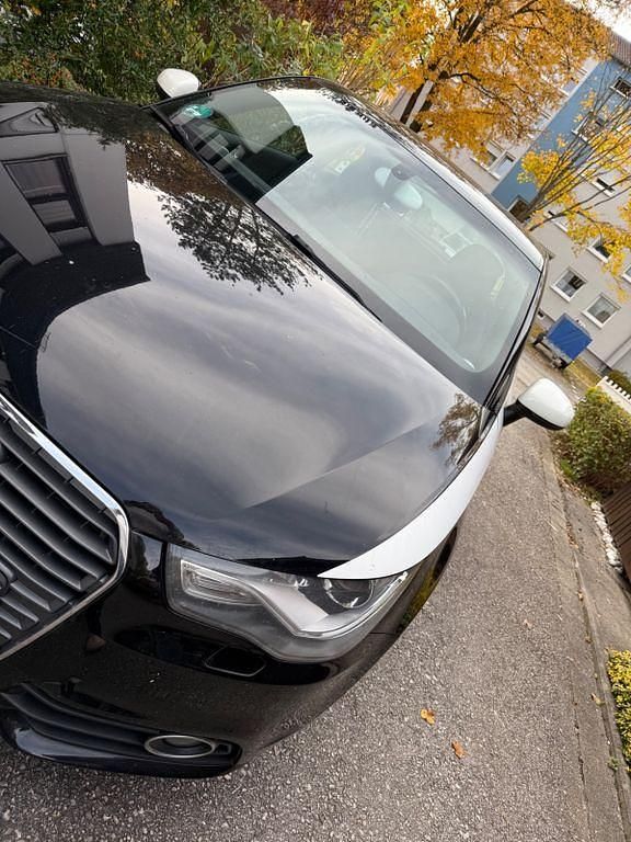 Schwarz Gebraucht 2012 Audi A1 Attraction Kleinwagen | 5.950 € (Fairer Preis) - Bild 1/4