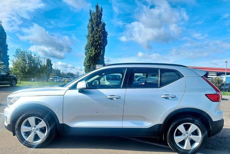 Silber Gebraucht 2019 Volvo XC40 SUV | 15.990 € (Superpreis) - Bild 1/4