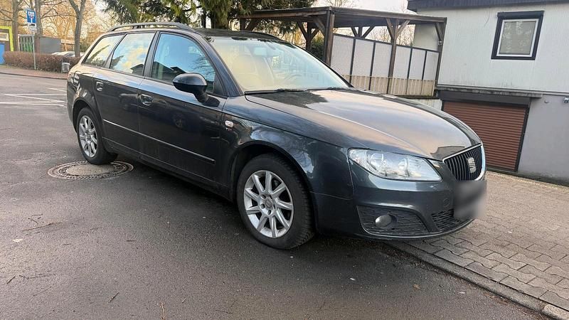 Gebraucht Seat Exeo 143 PS (105 kW) 2011 Grau Kombi