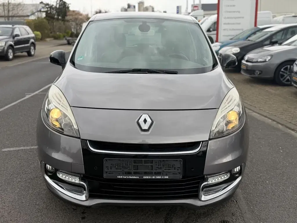 Gebraucht Renault Scénic III Bose Edition 131 PS (96 kW) 2012 Grau Van / Kleinbus