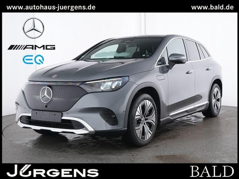 Grau selenite grey metallic Gebraucht 2025 Mercedes EQE300 Electric Art SUV | 58.880 € (Guter Preis) - Bild 1/4