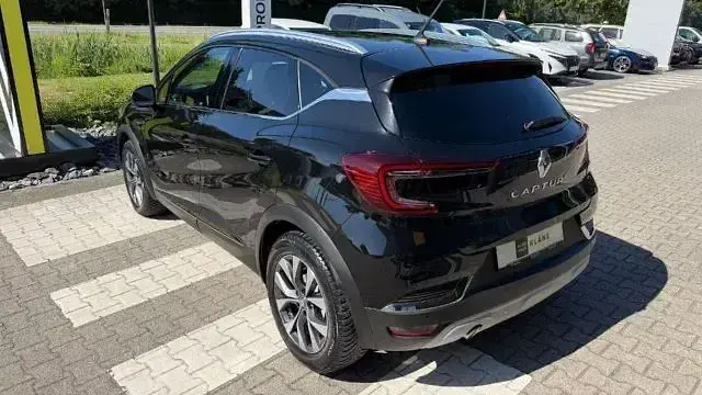 Gebraucht Renault Captur Intens 116 PS (85 kW) 2021 Sternenschwarz SUV