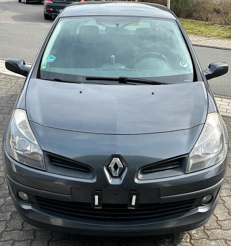 Gebraucht Renault Clio III 88 PS (64 kW) 2005 Grau Kleinwagen