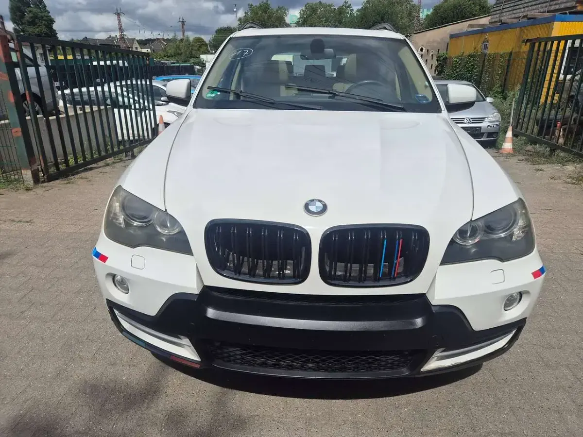 Gebraucht BMW X5 272 PS (200 kW) 2009 Alpinweiss iii SUV
