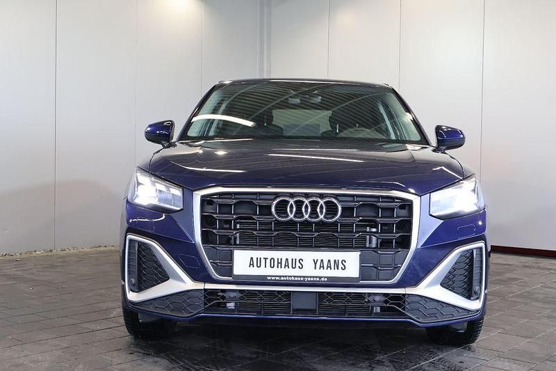 Gebraucht Audi Q2 S-Line 150 PS (110 kW) 2024 Blau SUV
