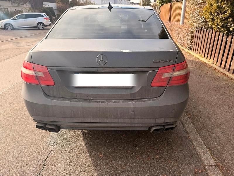 Gebraucht Mercedes E350 265 PS (194 kW) 2012 Weiß Limousine