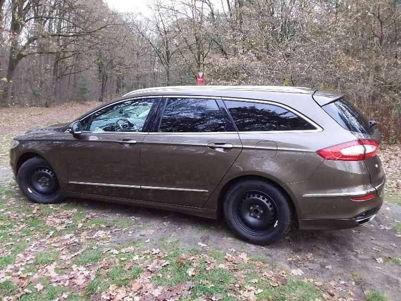 Gebraucht Ford Mondeo Vignale 211 PS (155 kW) 2017 Beige Kombi
